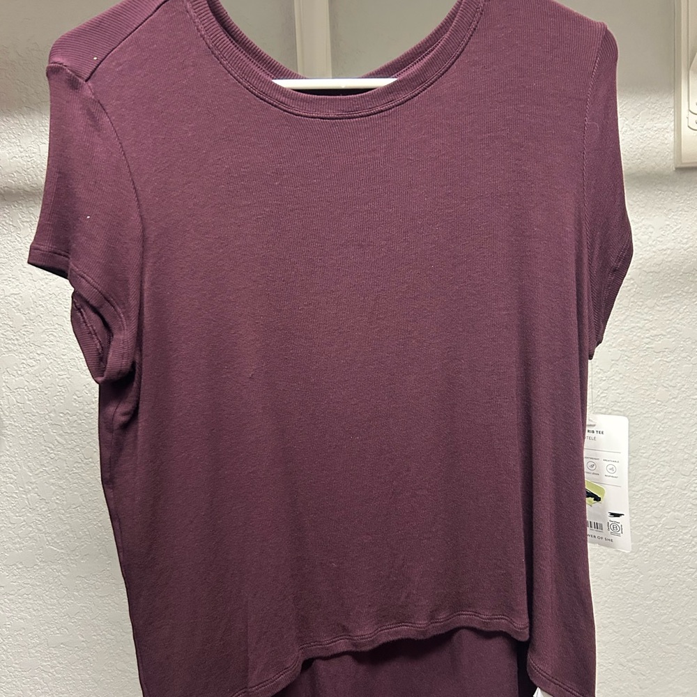 Athleta Short Sleeve Plum Tee